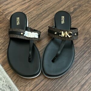Authentic Michael Kors Signature Flip flops